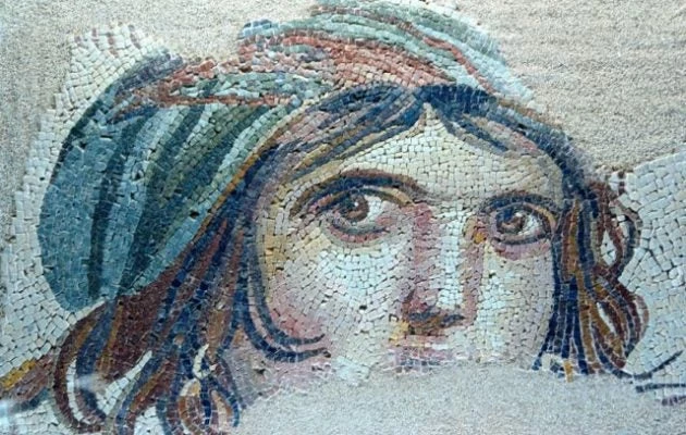 Οι Αμερικανοί επιστρέφουν στην Τουρκία κλεμμένα μέρη του ψηφιδωτού του Μεγάλου Αλεξάνδρου